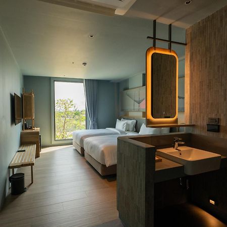 The Signature Hotel Airport Хат Яй Екстериор снимка